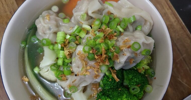 Wonton soup